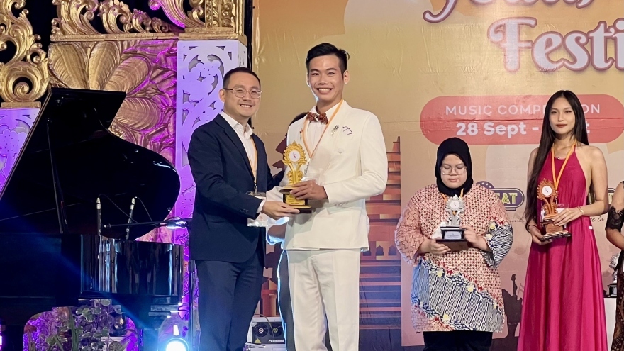 Young Vietnamese artist wins gold prize at Youth Friendship Festival 2023